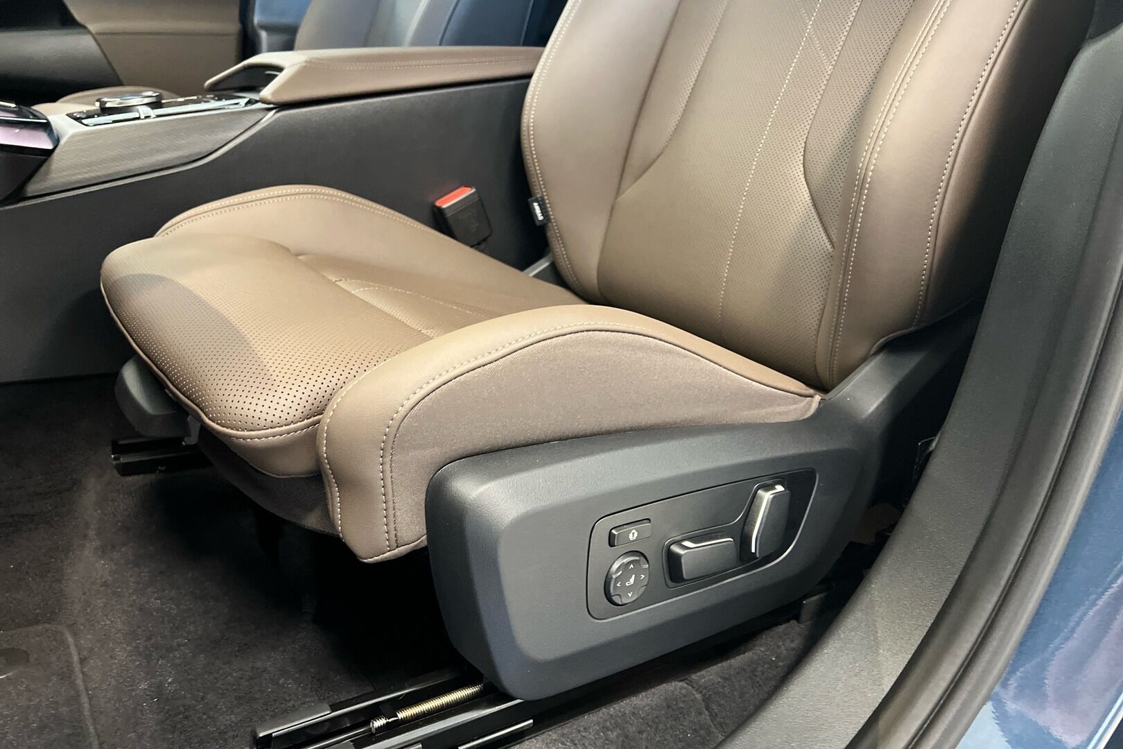 BMW X3 iso kuva 18