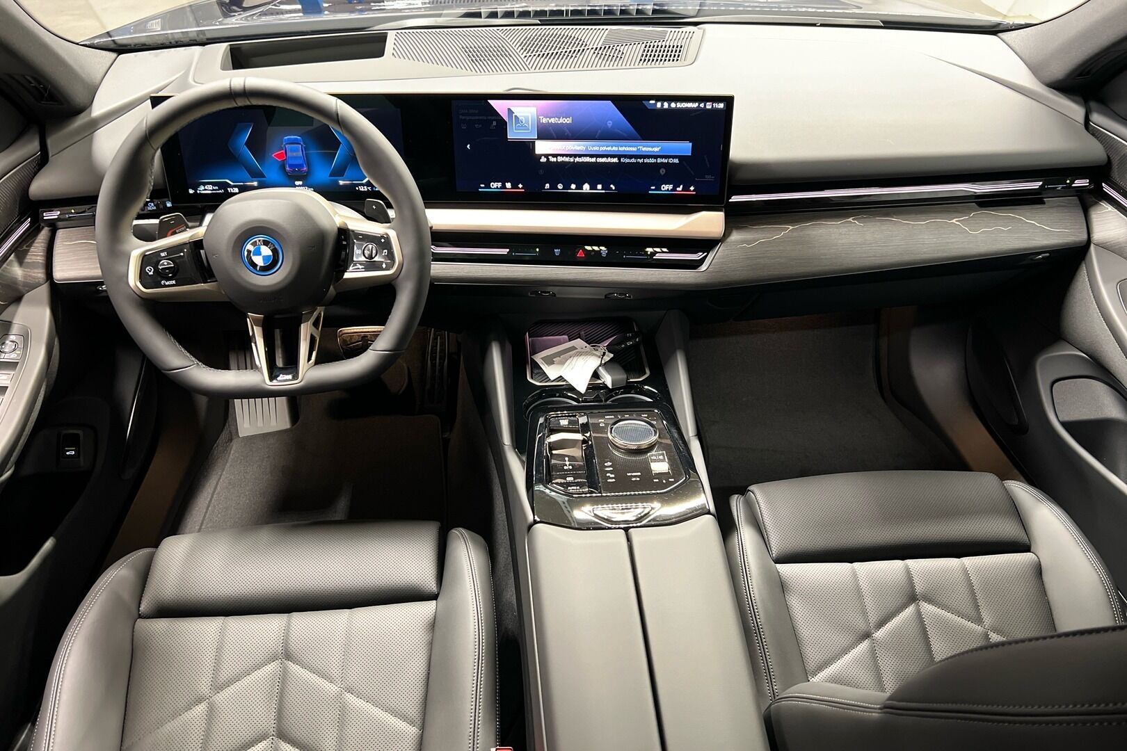 BMW 5-sarja iso kuva 10