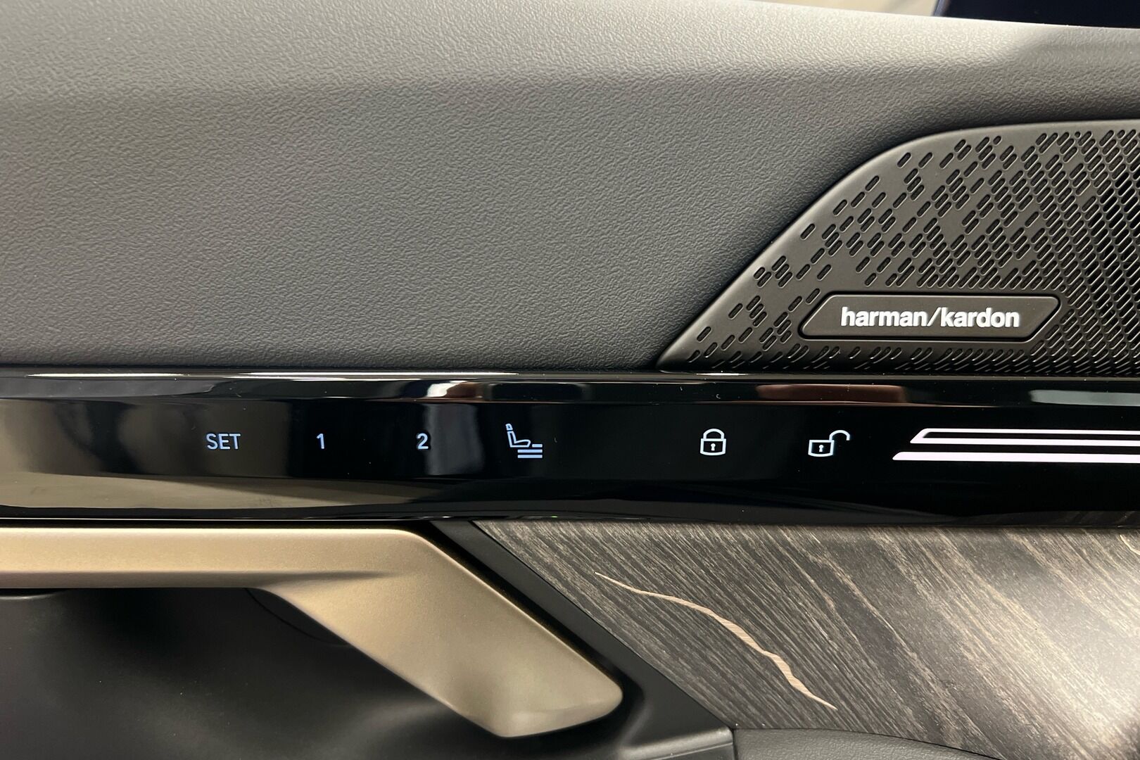BMW 5-sarja iso kuva 16