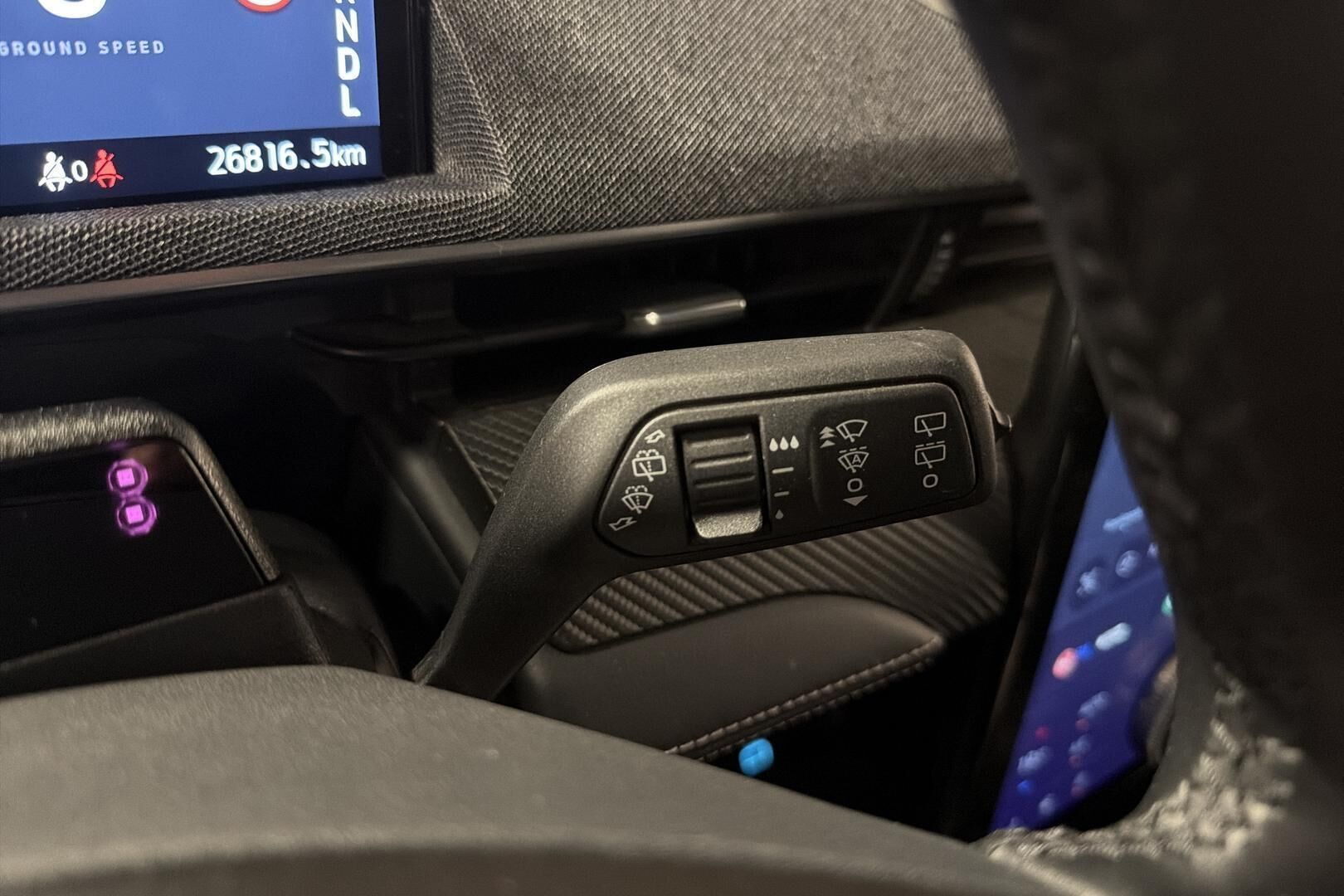 Ford Mustang Mach-E iso kuva 19