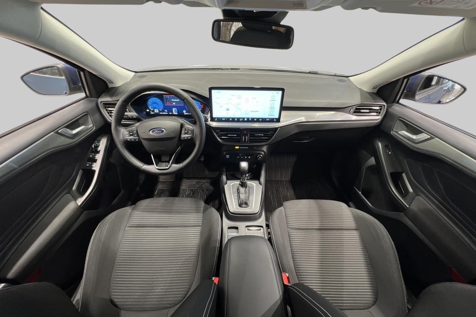 Ford Focus iso kuva 12