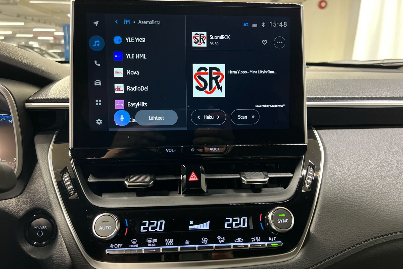 Toyota Corolla Cross iso kuva 12