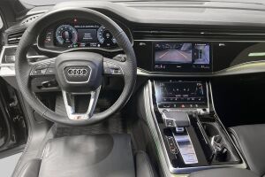 Audi Q7 esikatselu 10
