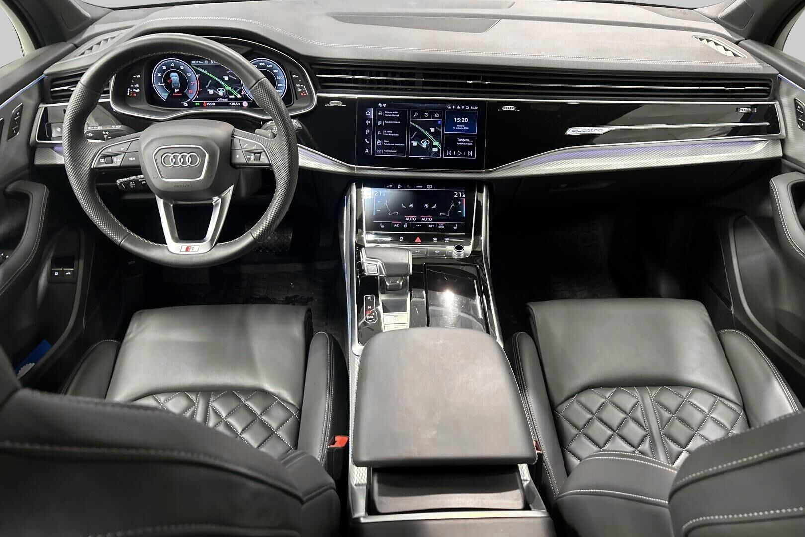 Audi Q7 iso kuva 11