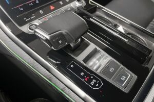 Audi Q7 esikatselu 16