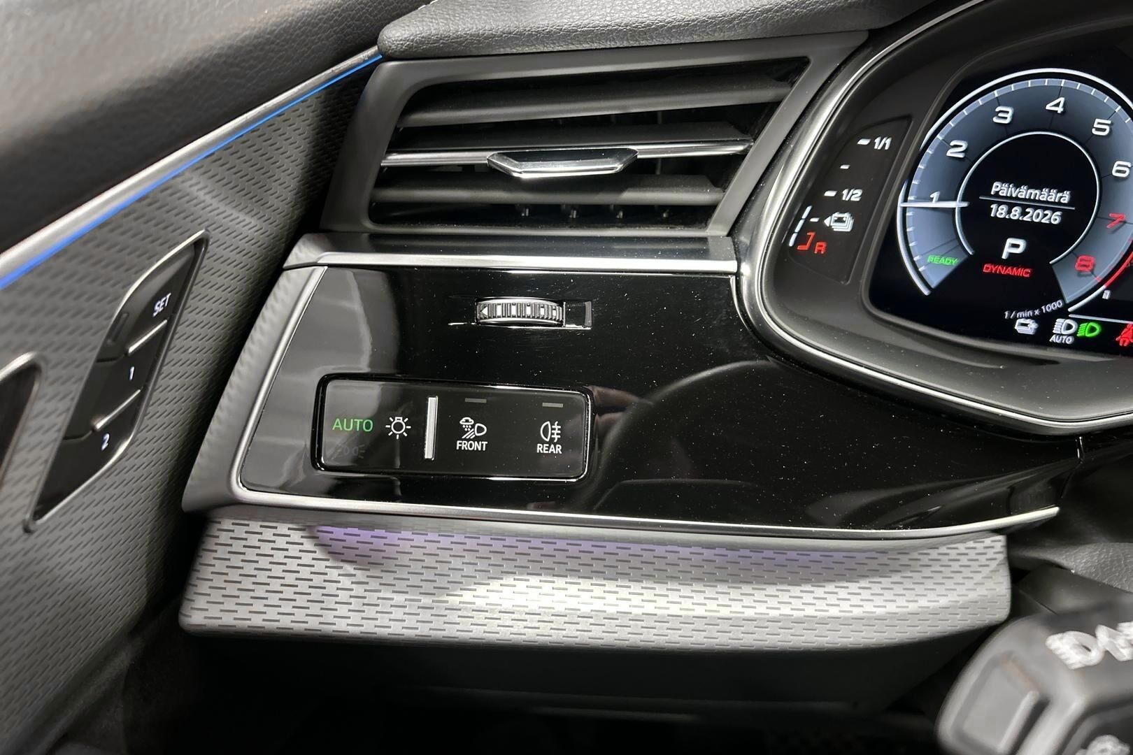 Audi Q7 iso kuva 19
