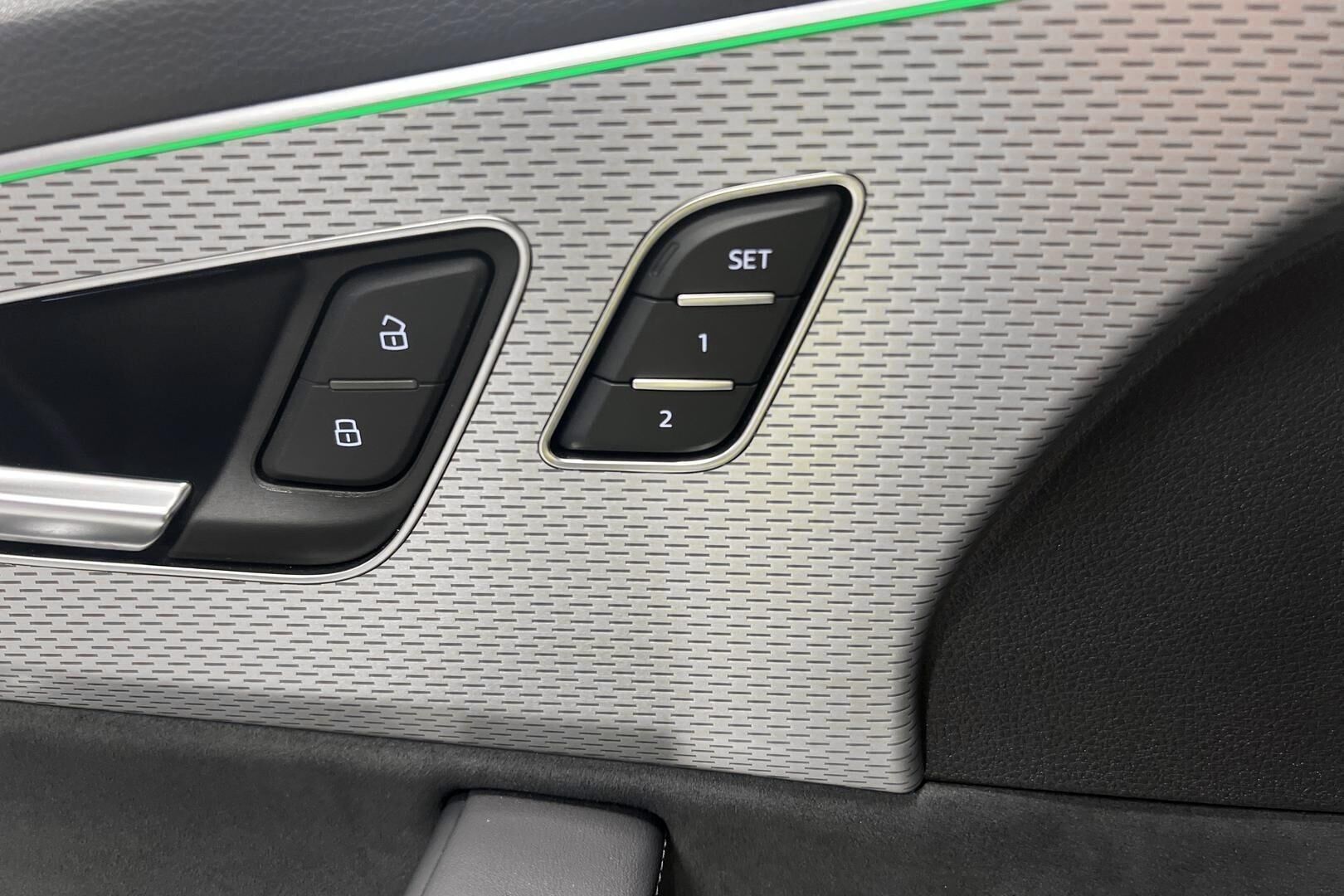 Audi Q7 iso kuva 25