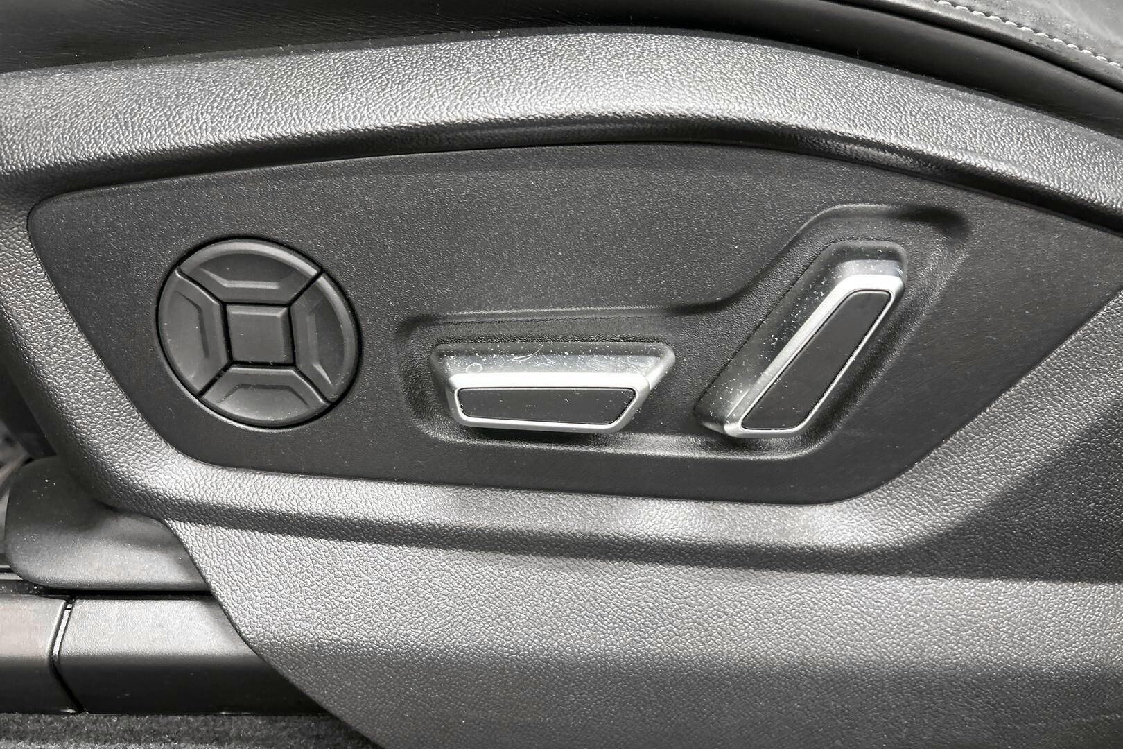 Audi Q7 iso kuva 22