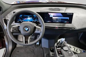 BMW iX esikatselu 10