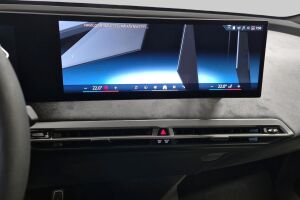 BMW iX esikatselu 13