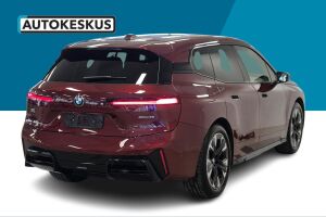 BMW iX esikatselu 4