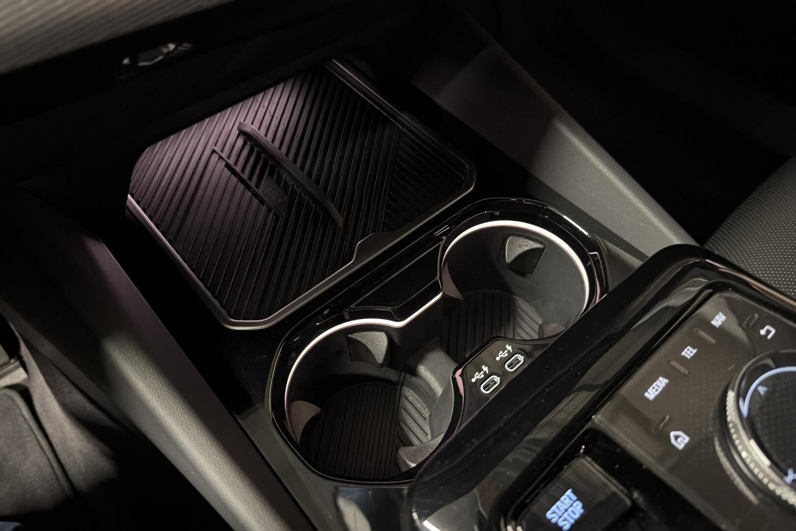 BMW i5 iso kuva 36