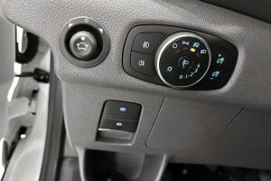 Ford Transit esikatselu 21