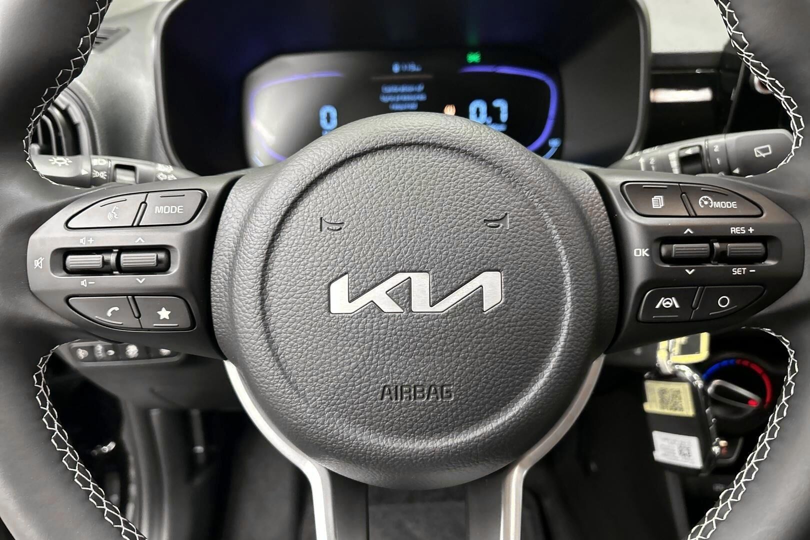 Kia Picanto iso kuva 17