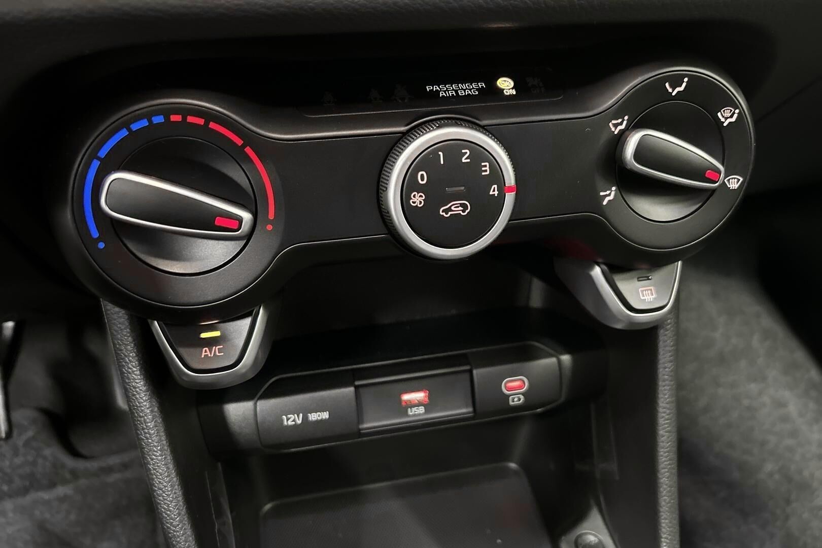 Kia Picanto iso kuva 20