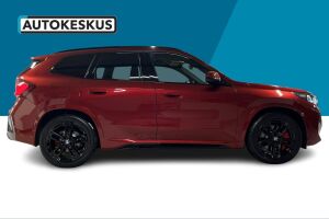BMW iX1 esikatselu 3