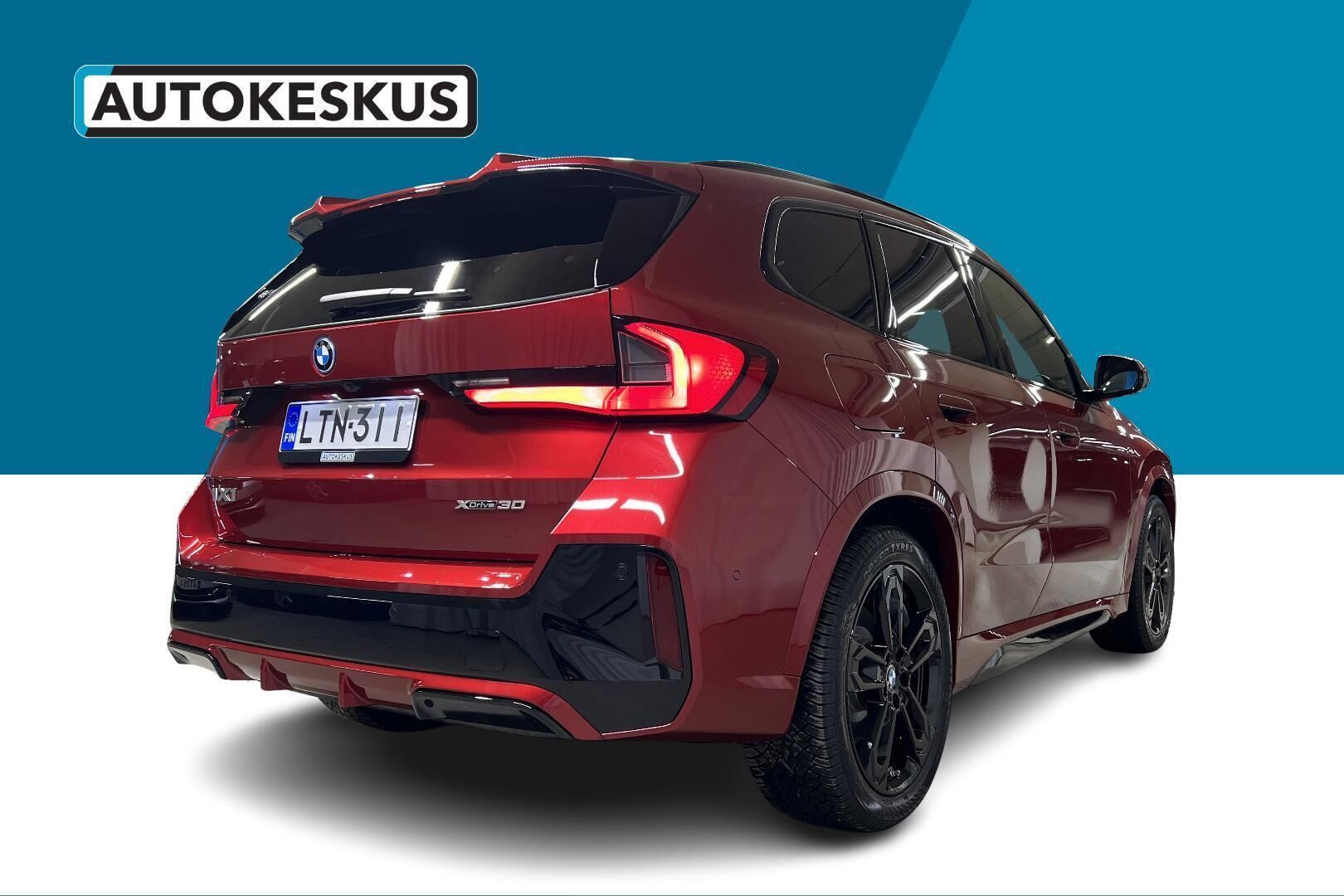 BMW iX1 iso kuva 4