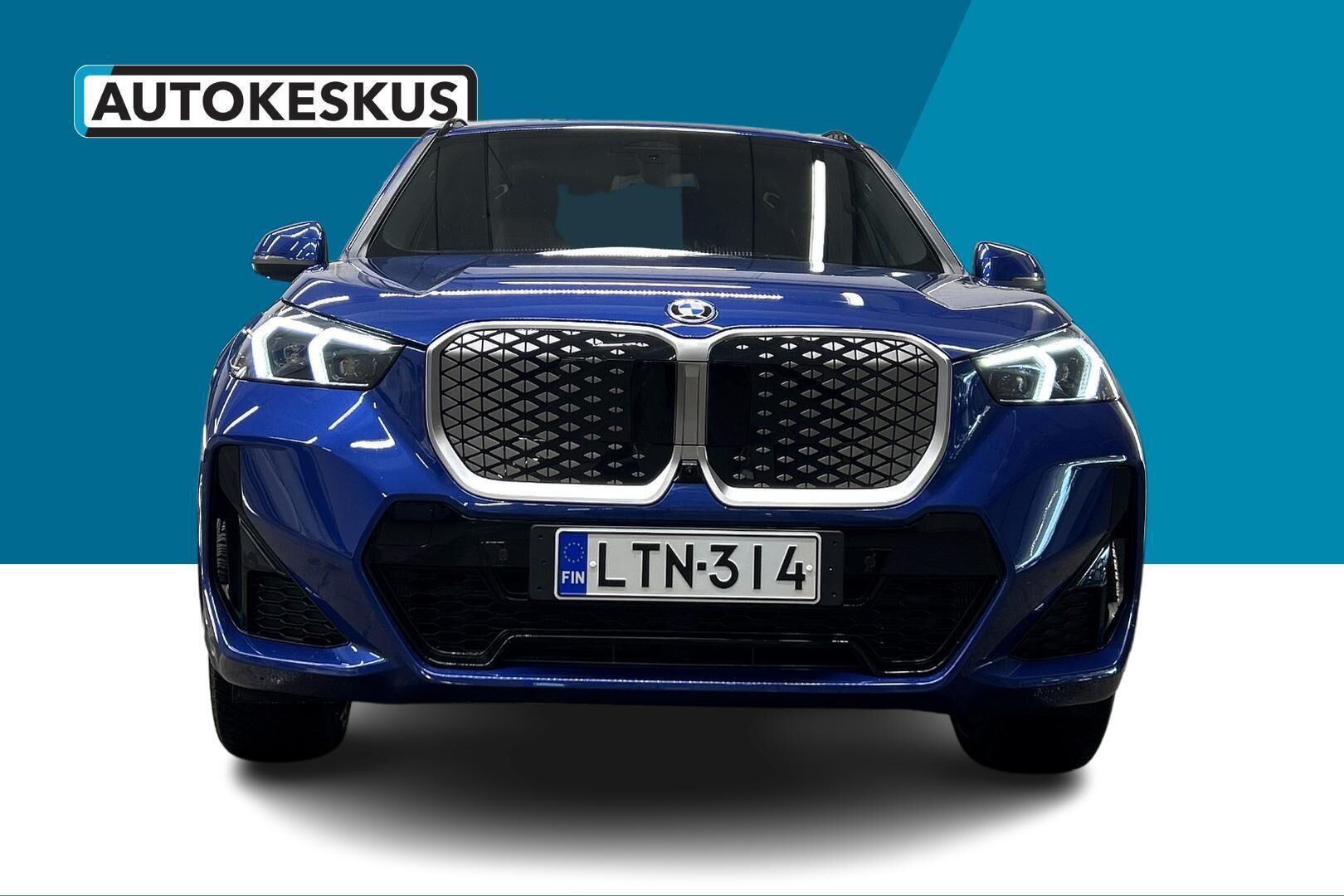 BMW iX1 iso kuva 1