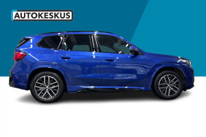 BMW iX1 esikatselu 3