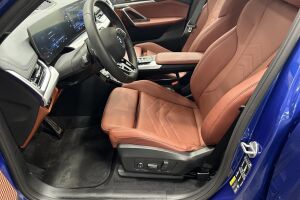 BMW iX1 esikatselu 8
