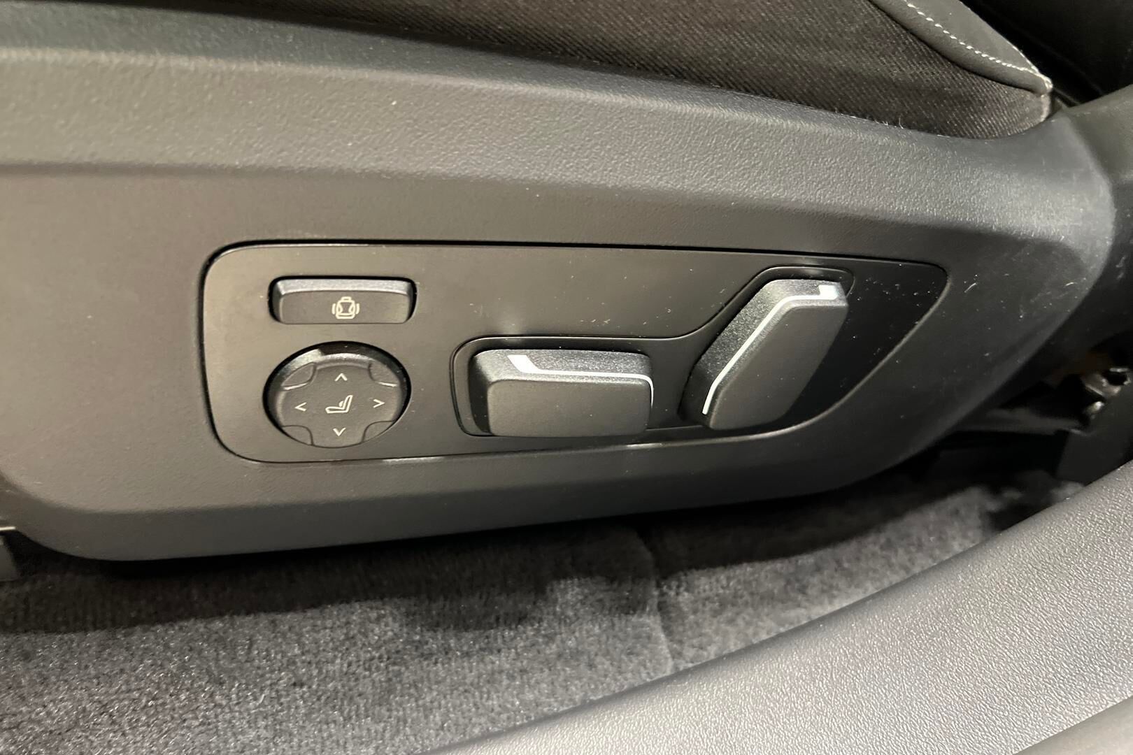BMW X3 iso kuva 16