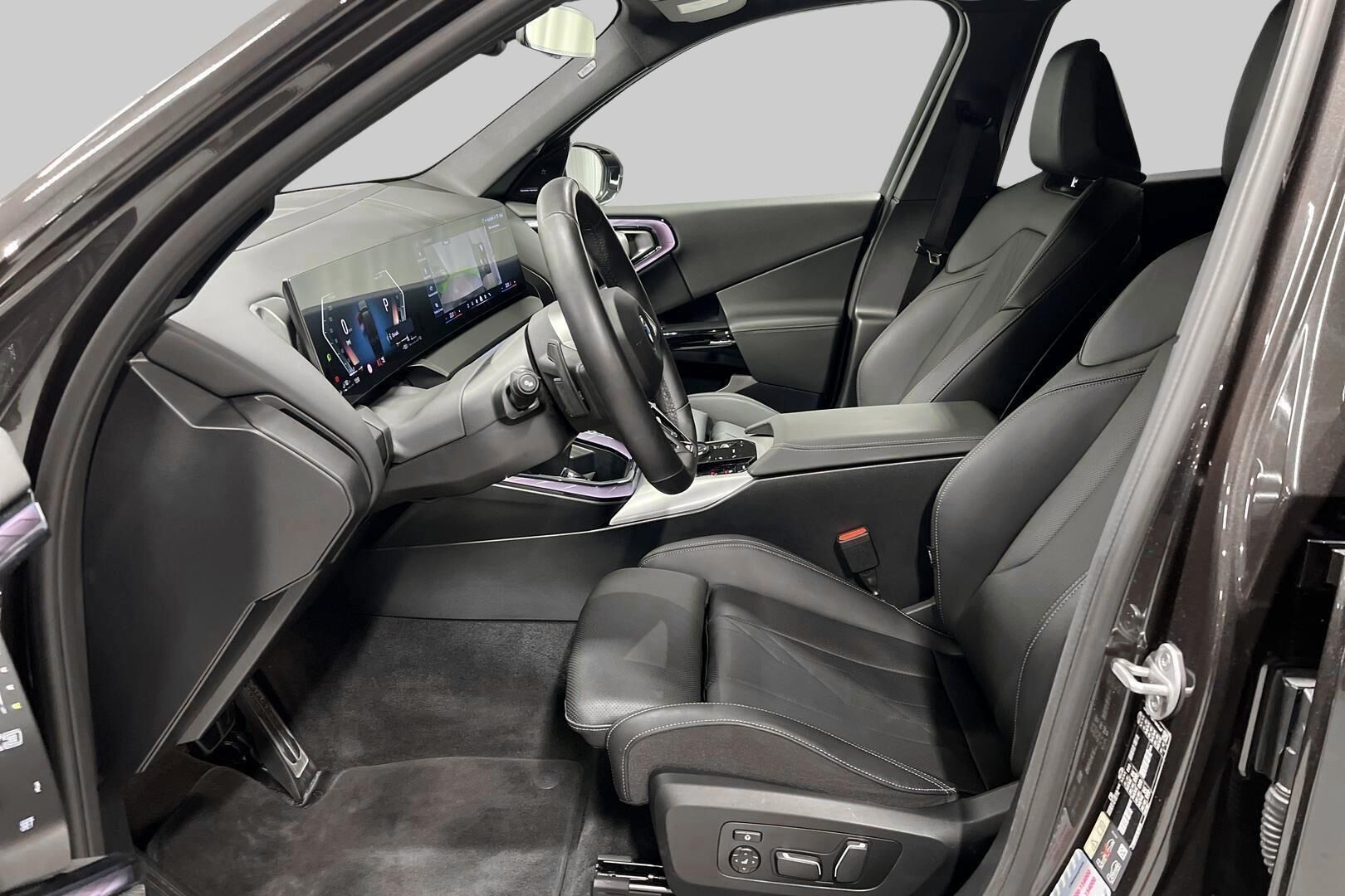 BMW X3 iso kuva 5