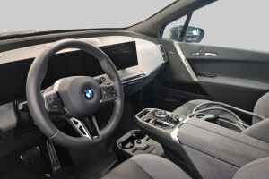 BMW IX esikatselu 1