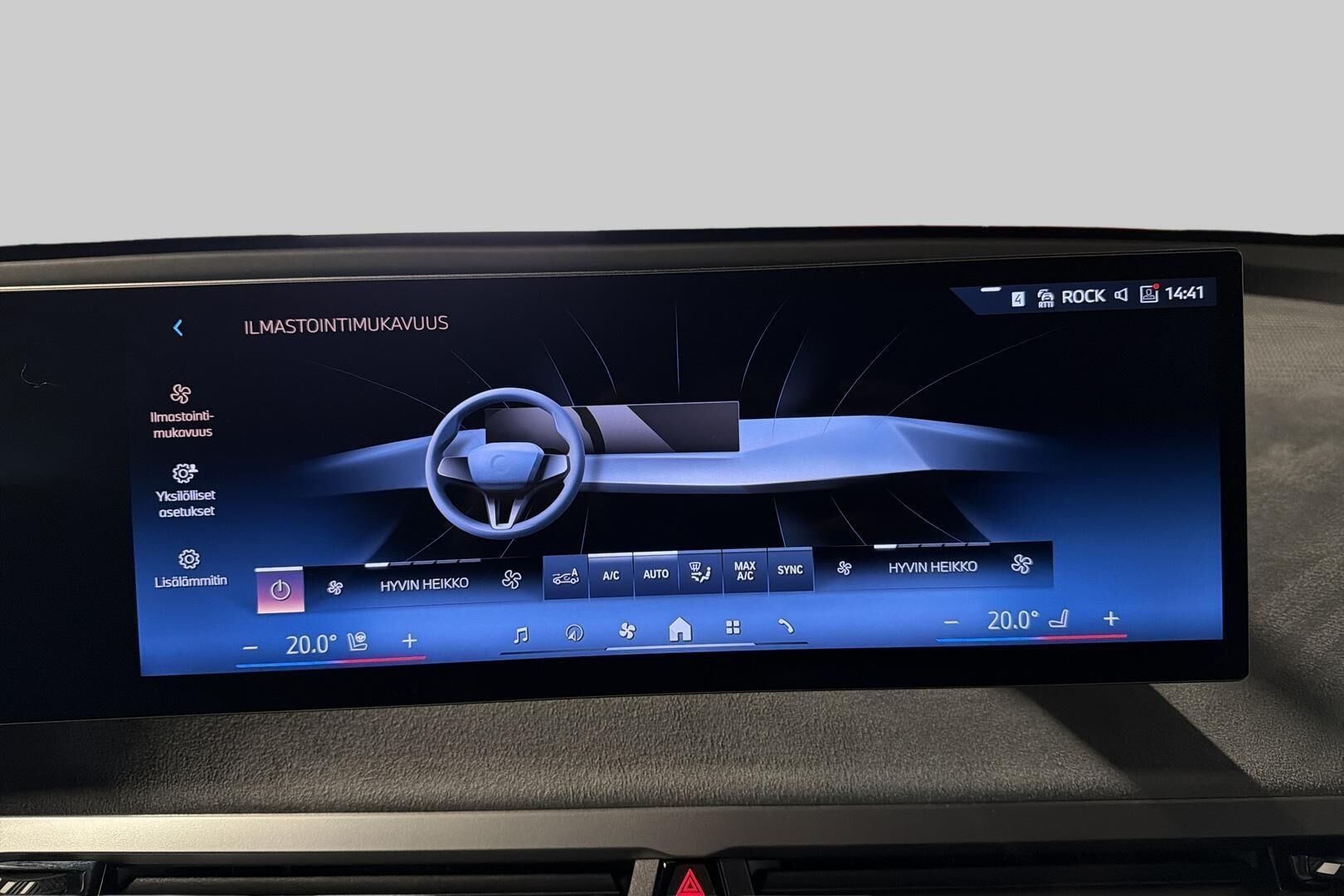 BMW IX iso kuva 21