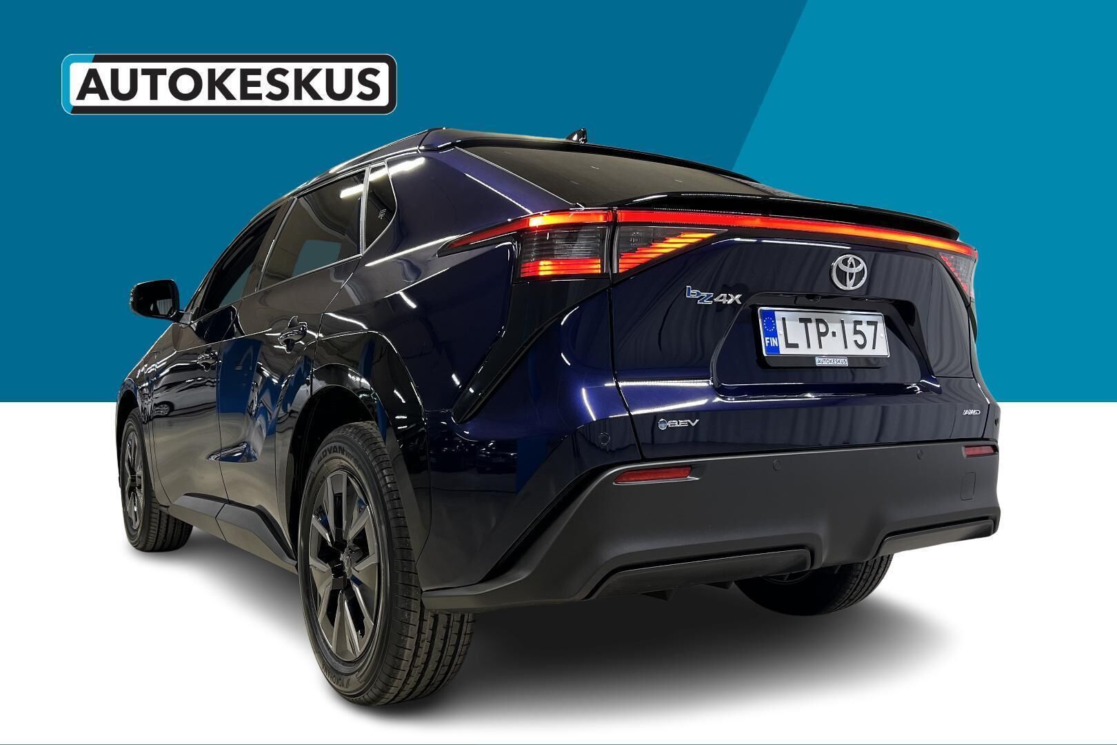 Toyota bZ4X iso kuva 4