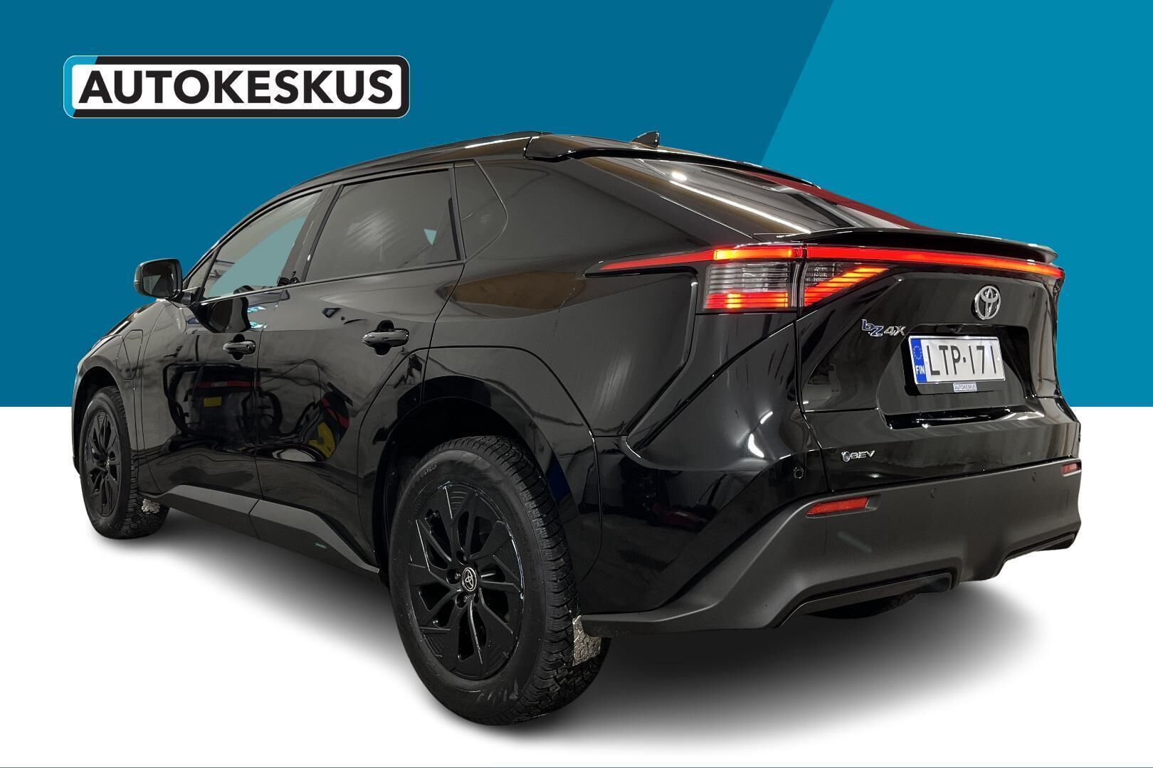 Toyota bZ4X iso kuva 5
