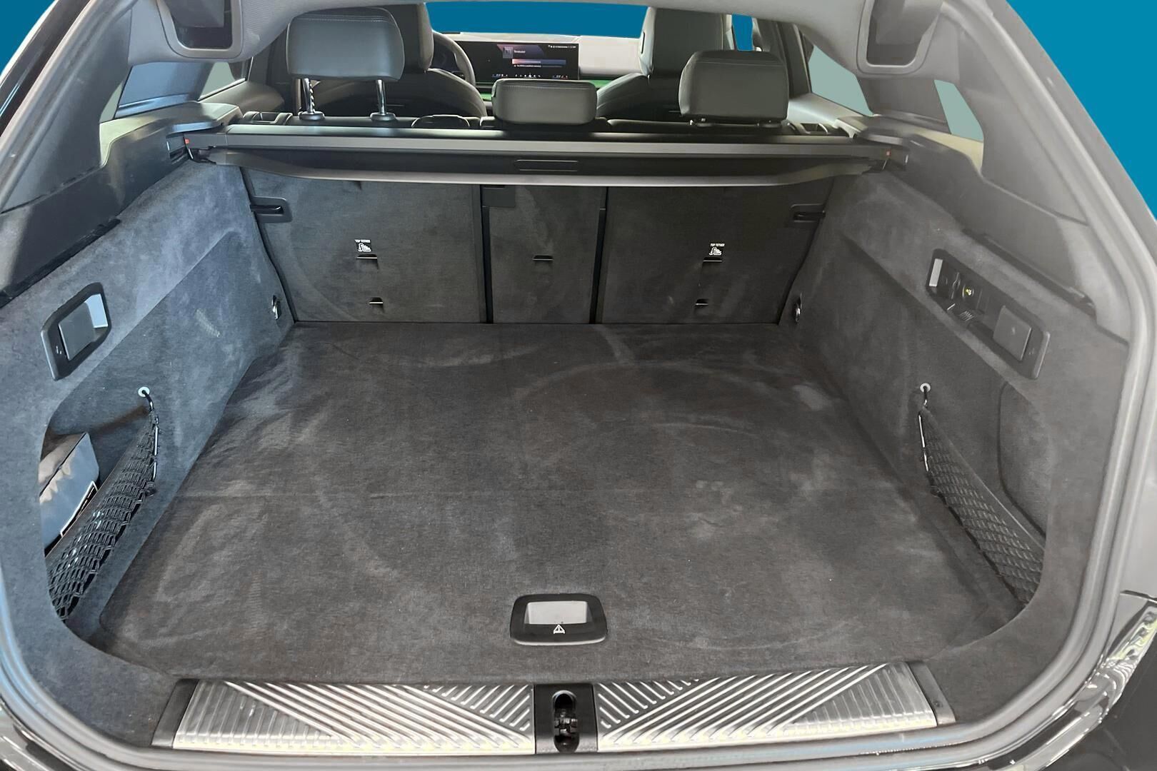 BMW i5 iso kuva 7