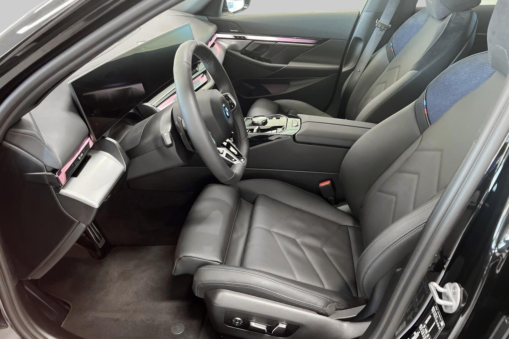 BMW i5 iso kuva 5