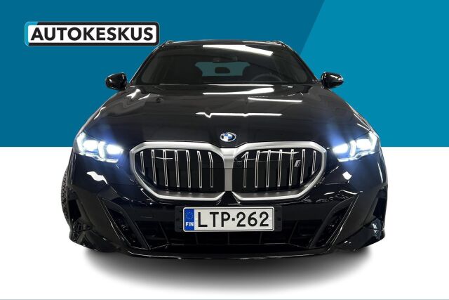 BMW i5