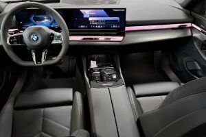 BMW i5 esikatselu 10