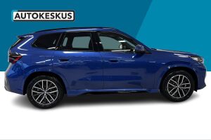 BMW iX1 esikatselu 2