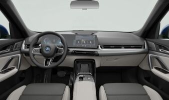 BMW X1 esikatselu 3