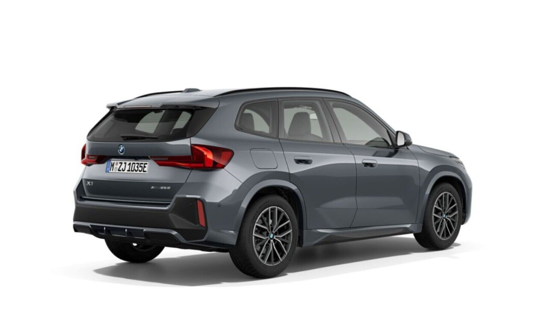 BMW X1 iso kuva 1