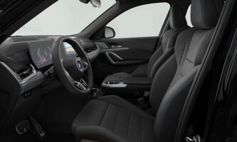 BMW iX1 esikatselu 3