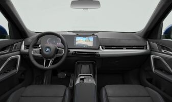 BMW iX1 esikatselu 4