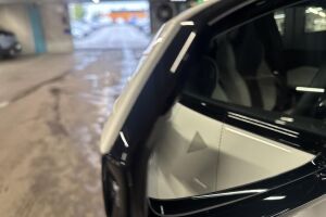 BMW iX2 esikatselu 24