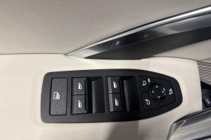 BMW iX2 esikatselu 25