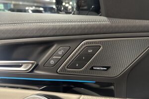 BMW iX2 esikatselu 27