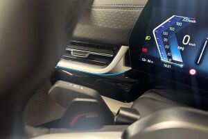 BMW iX2 esikatselu 39