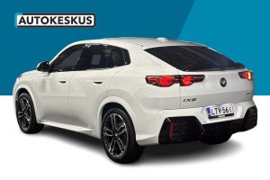 BMW iX2 esikatselu 6