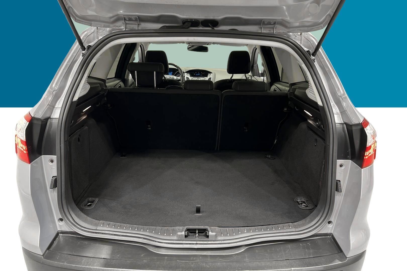 Ford Focus iso kuva 11