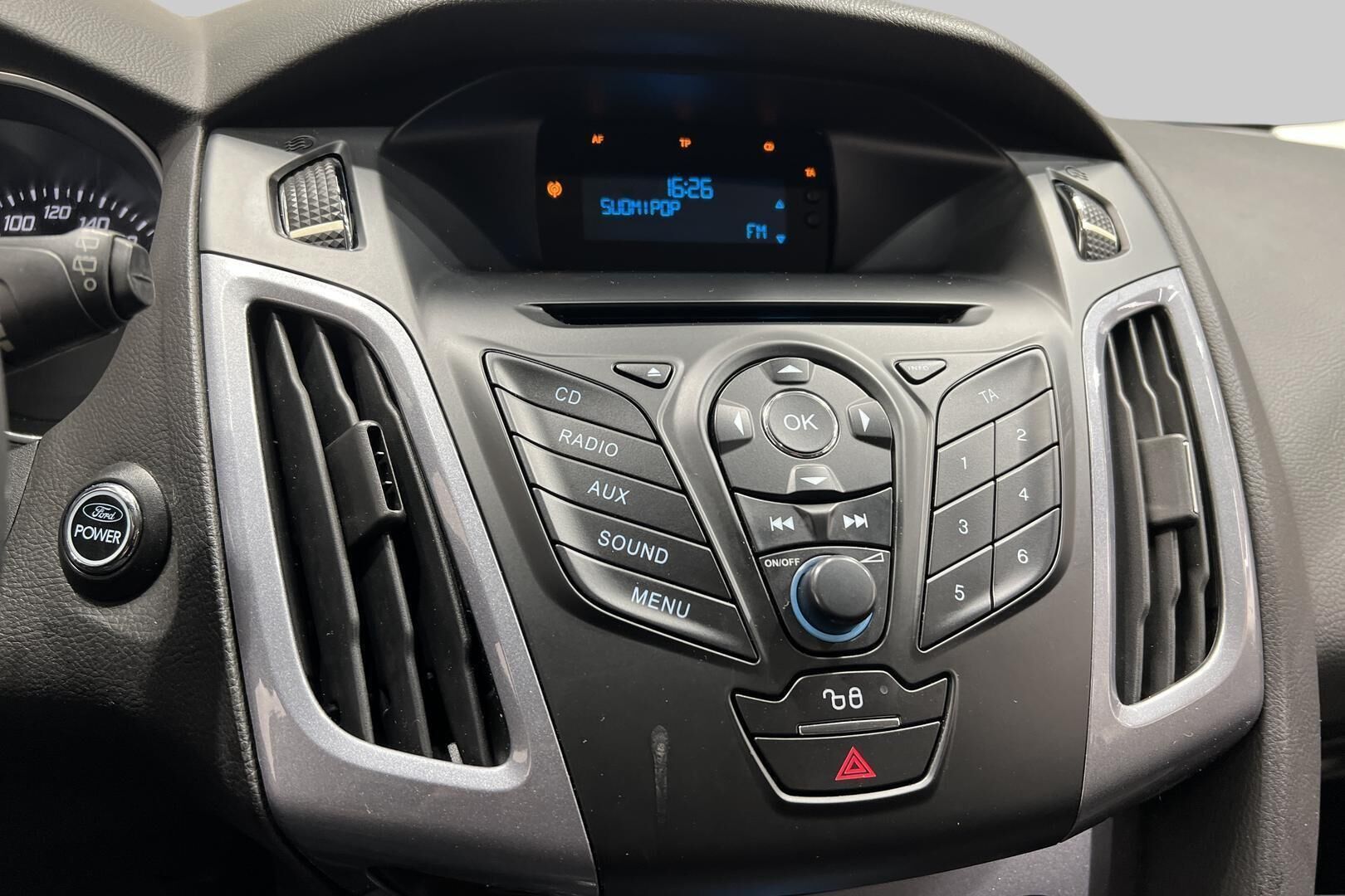 Ford Focus iso kuva 14