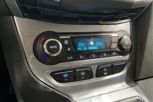 Ford Focus esikatselu 15