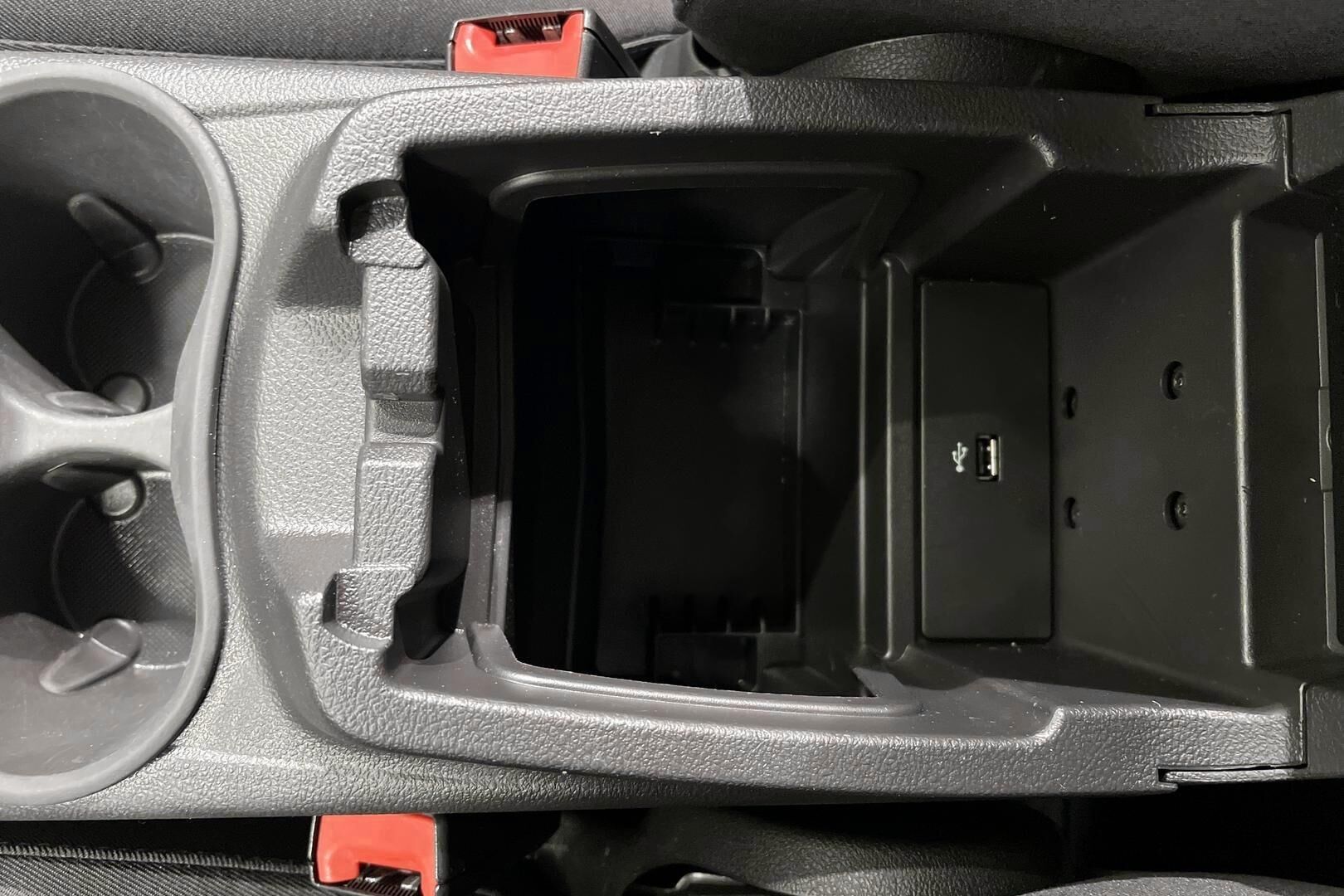 Ford Focus iso kuva 18