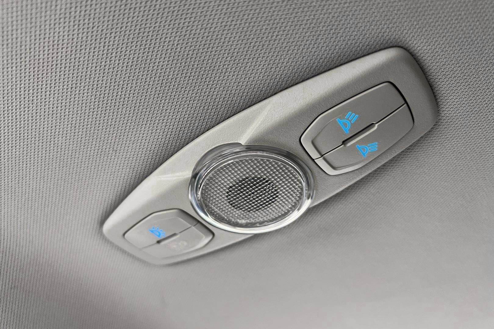 Ford Focus iso kuva 23