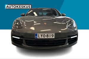 Porsche Panamera esikatselu 2